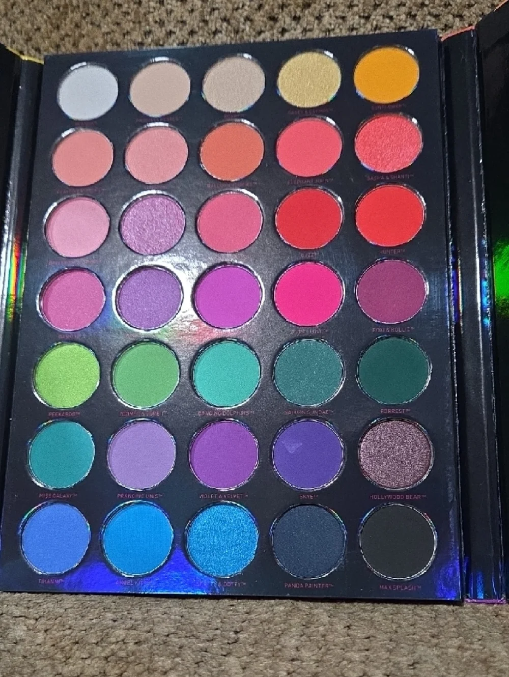 Lisa Frank x Morphe 35B Eyeshadow Palette - Picture 3 of 6